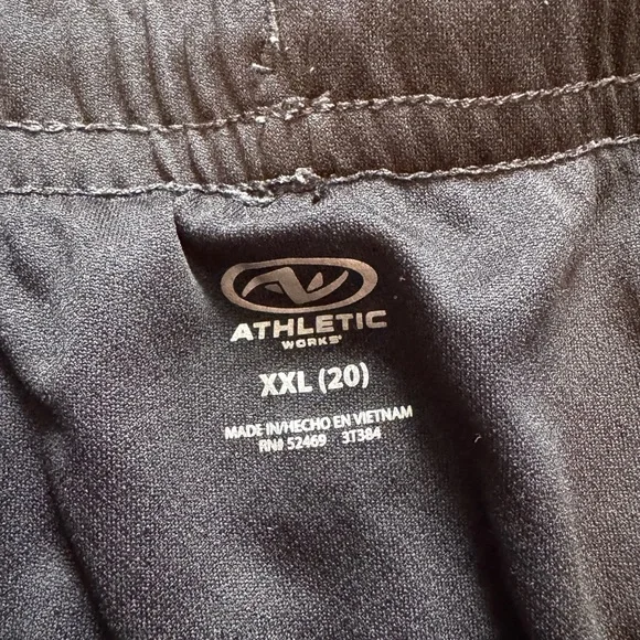 Athletic Works Set of Four Athletic Shorts XXL - Picture 3 of 8
